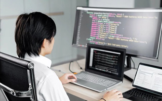 梧州 ,php声明和调用变量的符号是什么？